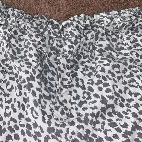 aerie shorts - Picture 2 of 5